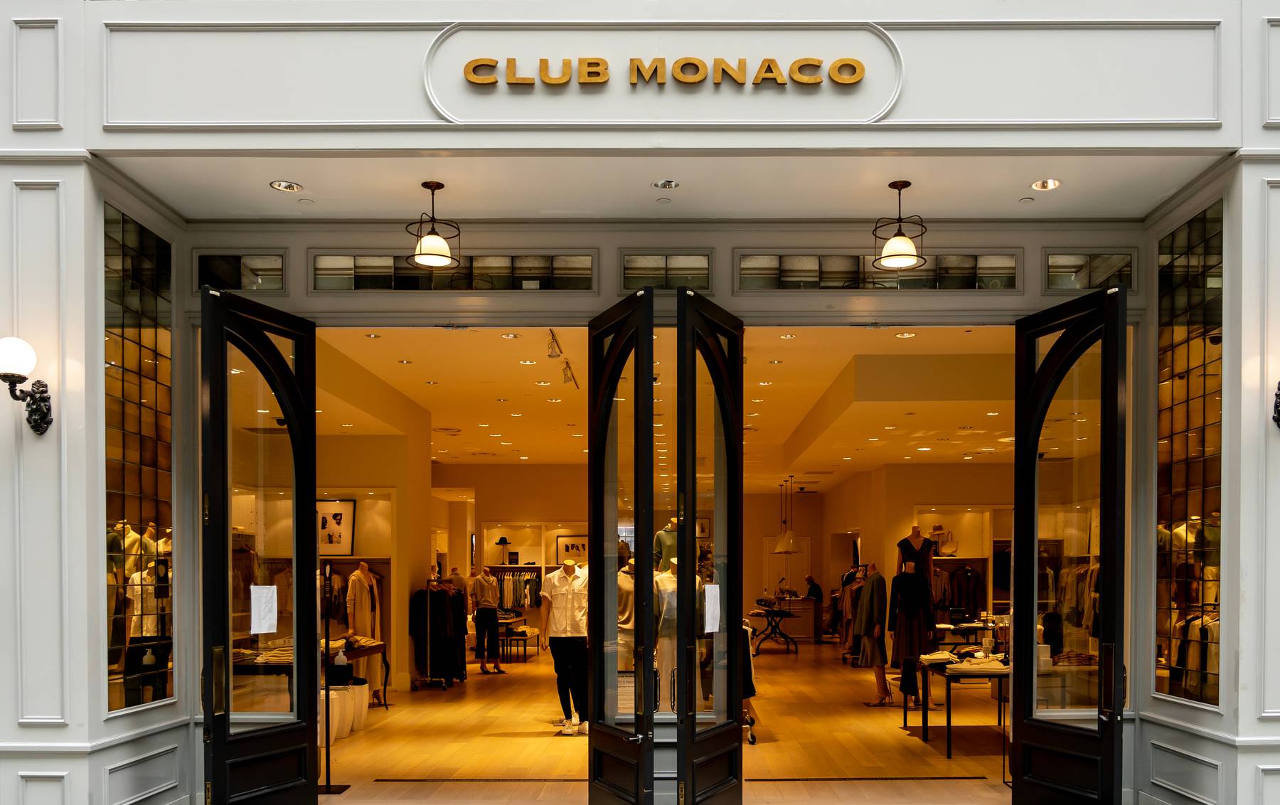 Club Monaco store