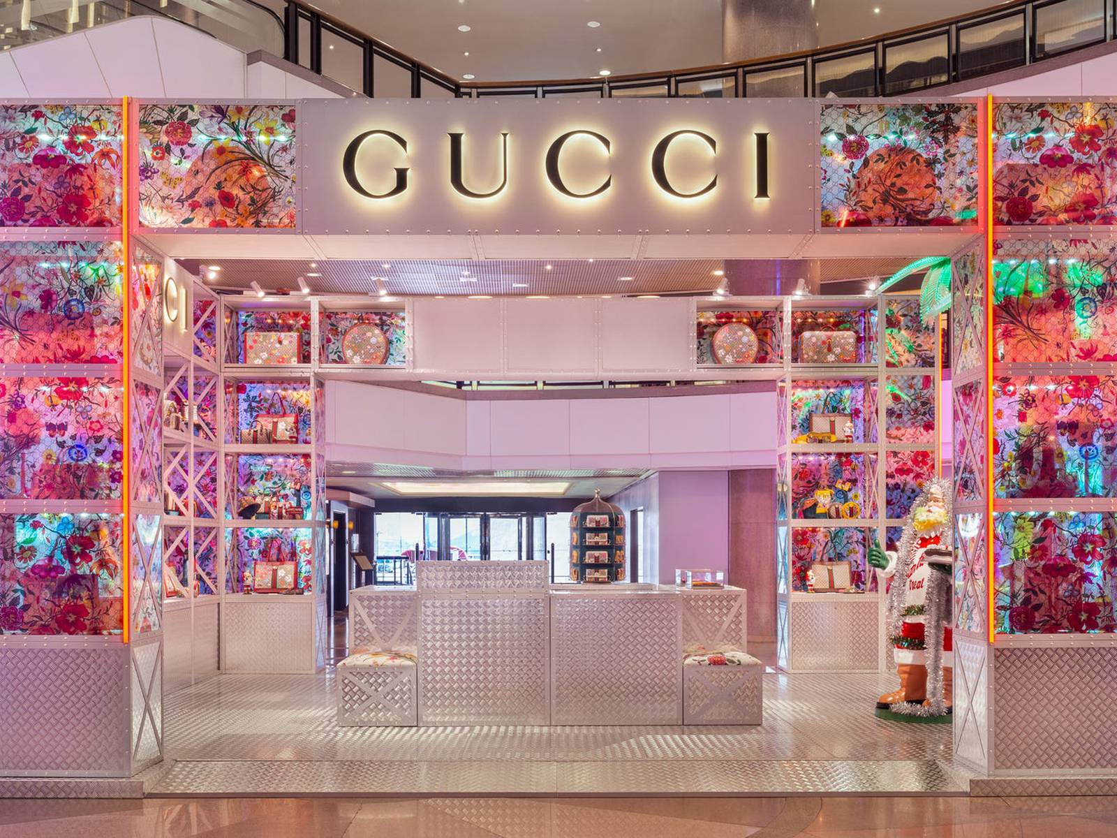 Gucci Rolls Out New Pop-Up Concept | BoF