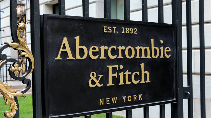 Remodelled Stores Help Abercrombie Holiday Sales Top Expectations