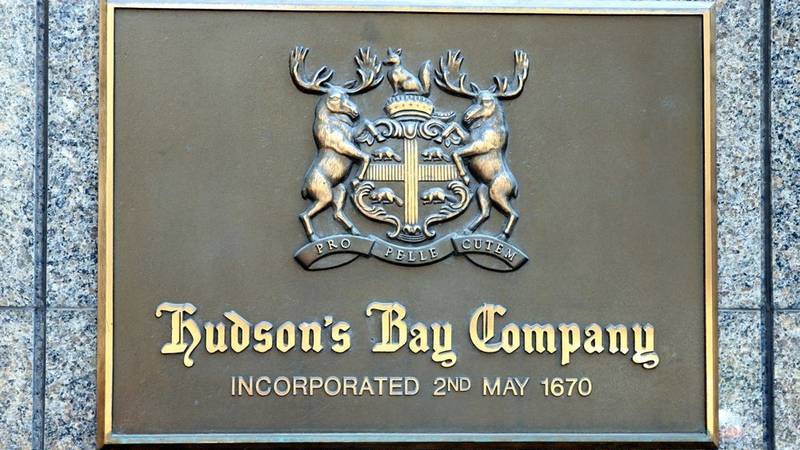 Hudson’s Bay Tumbles After Earnings Forecast Misses Estimates