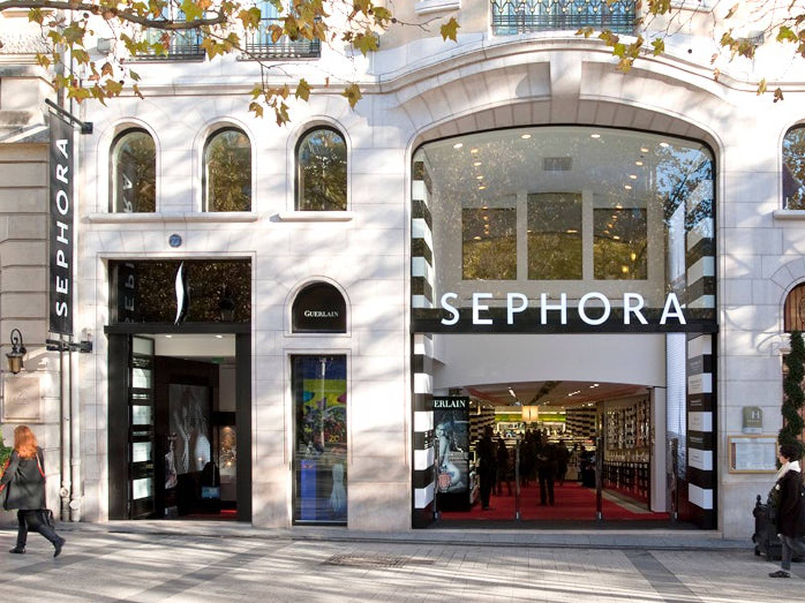 Selective Retailing - Sephora, DFS, customer relations, high-end services –  LVMH