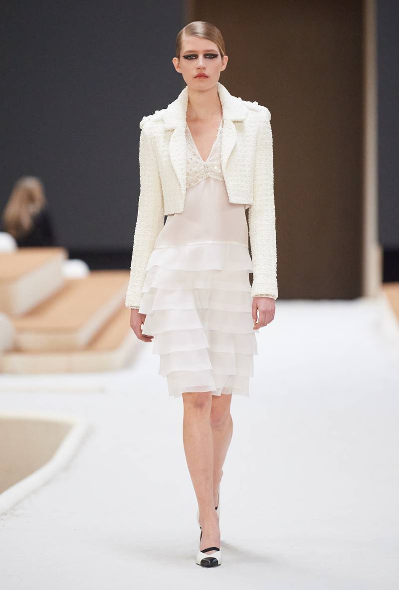 Chanel Spring/Summer 2022 Haute Couture look 27.