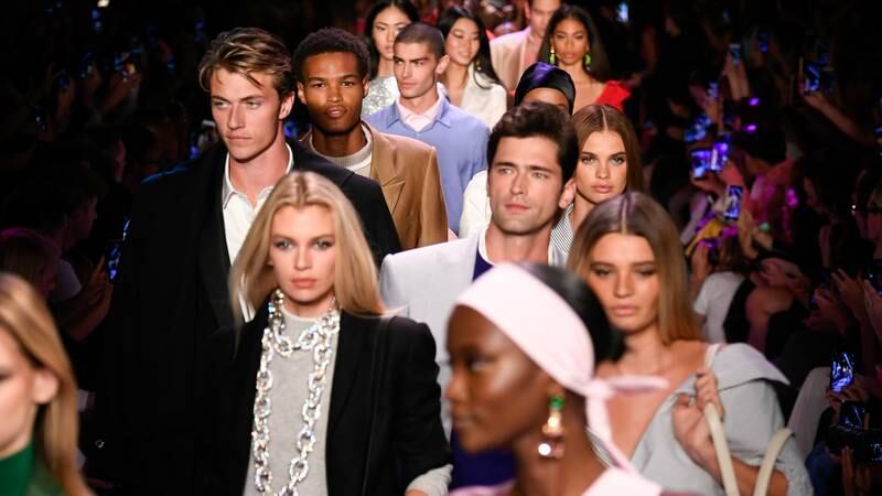 Two New York Showmen Question the Value of Approval at NYFW