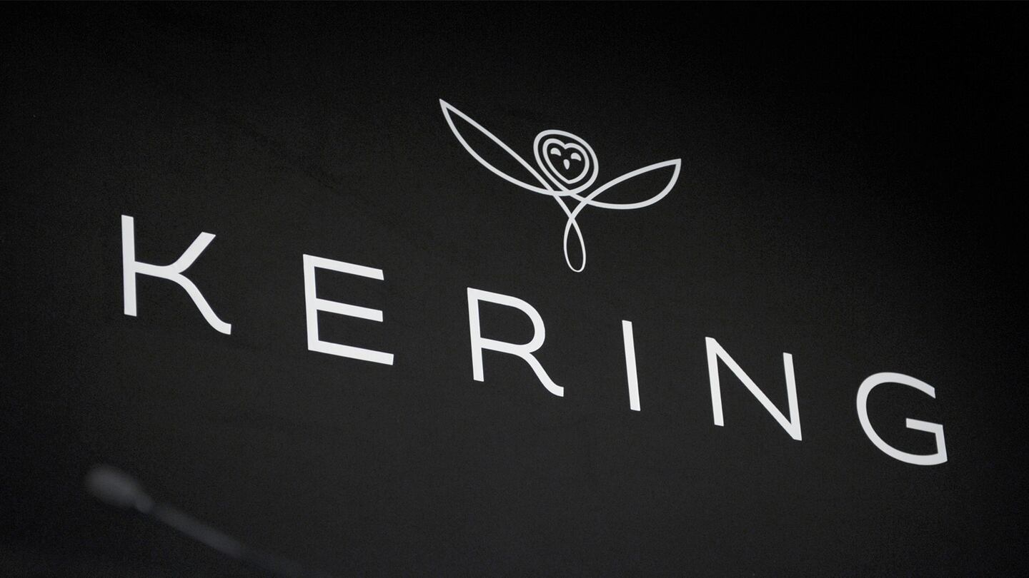 Kering said it had agreed to sell its Swiss watch manufacturing brands Girard-Perregaux and Ulysse Nardin.
