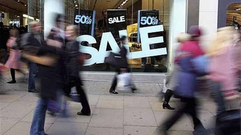 Online Sales Boost UK Black Friday as Retail Stores Languish