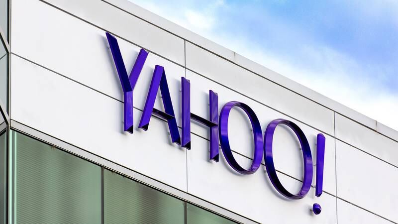 Yahoo to Spin Off Alibaba Stake