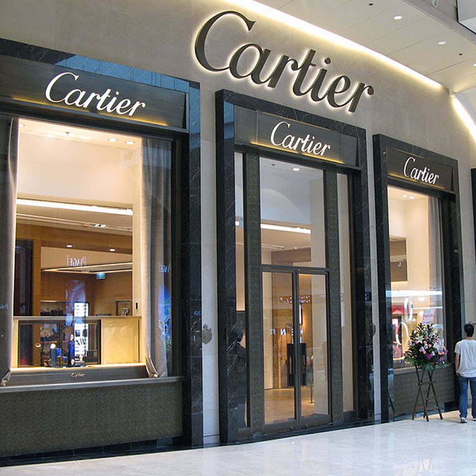 Brexit Gives Europeans $15,000 Discount on Cartier Watch
