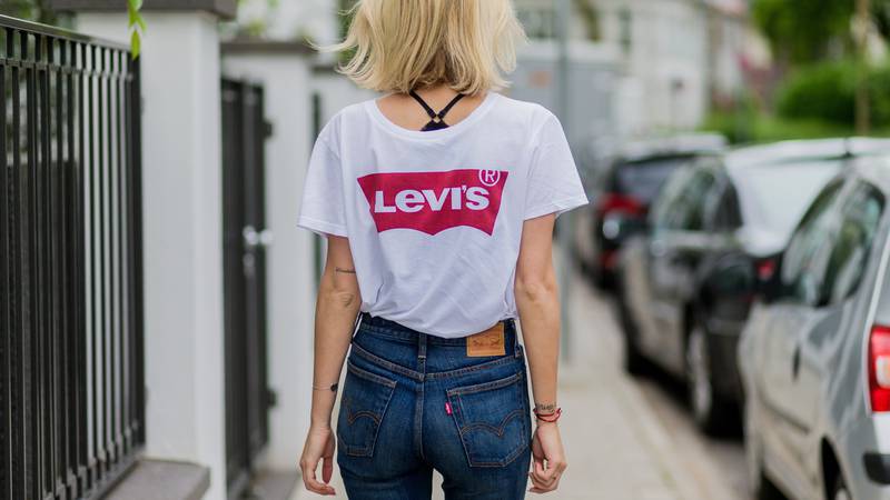 Levi Strauss Forecasts Upbeat Full Year as Apparel Demand Bounces Back