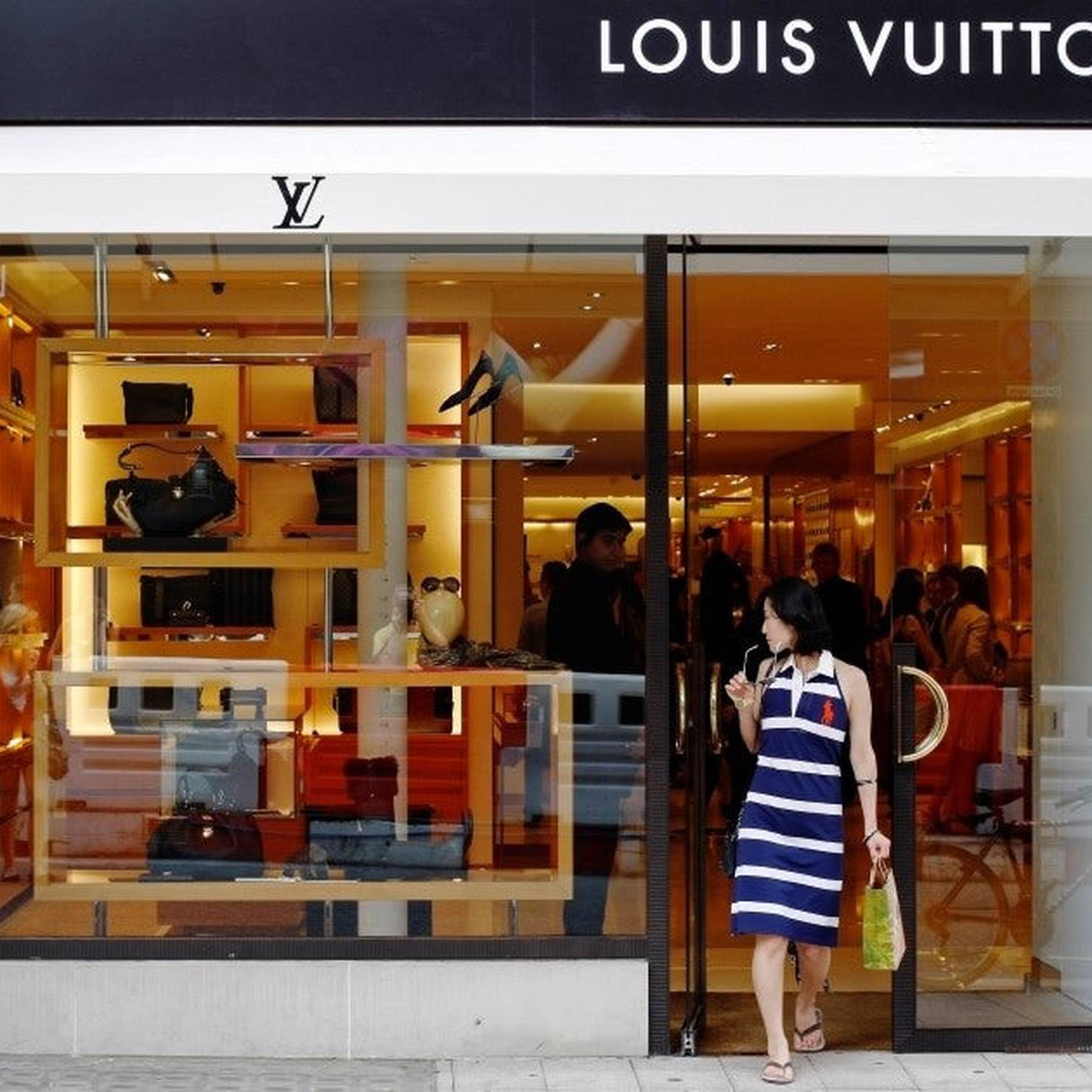 Louis Vuitton Investigates Counterfeit Selling Allegation in China