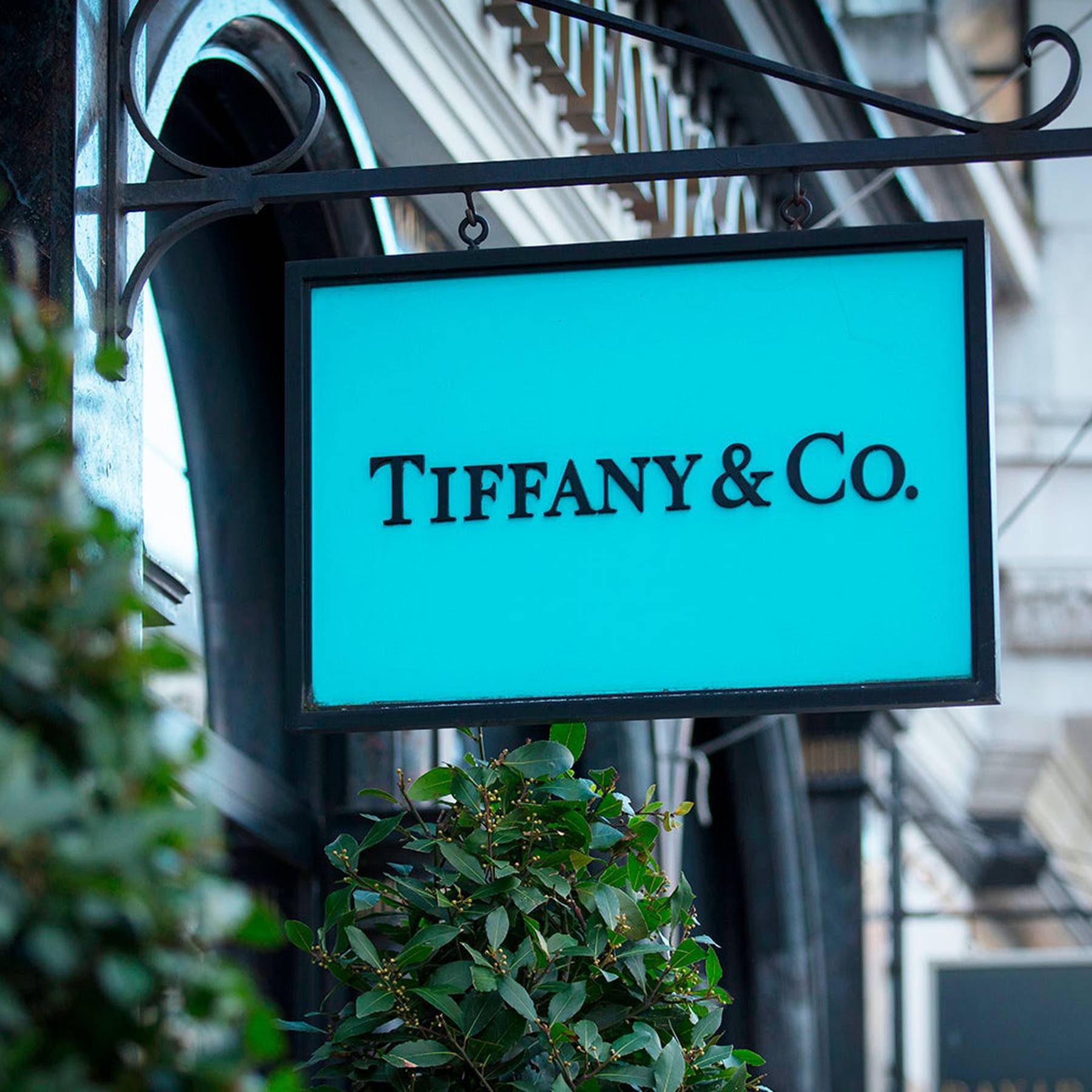 Tiffany & Co solves the problem of what to buy the man who has