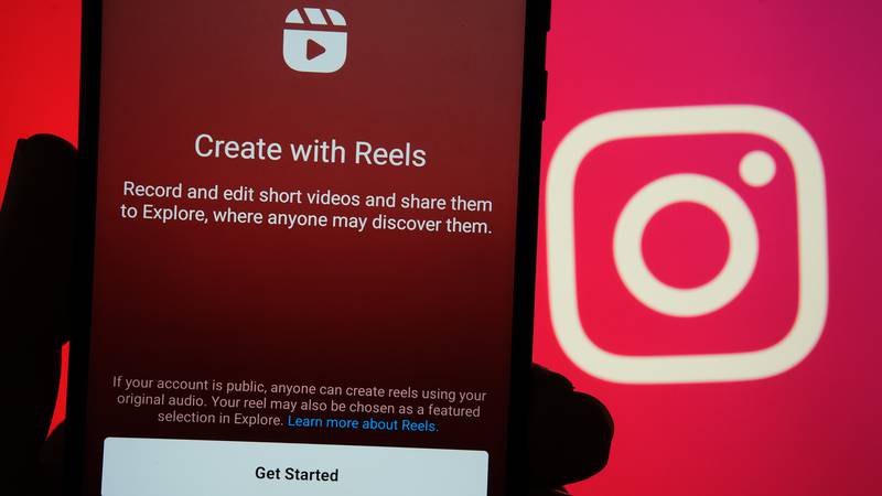 Facebook Begins Testing Ads in Instagram Reels