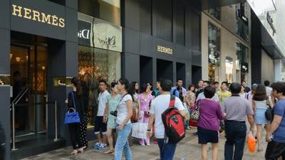 出手阔绰的中国消费者都在挥霍奢侈在家里,不再在国外