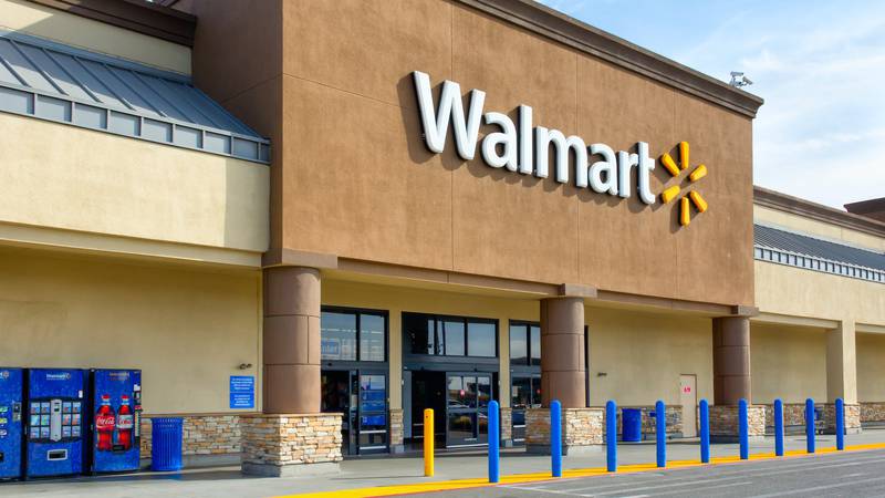 Walmart to Build India Warehouse With Billionaire Adani