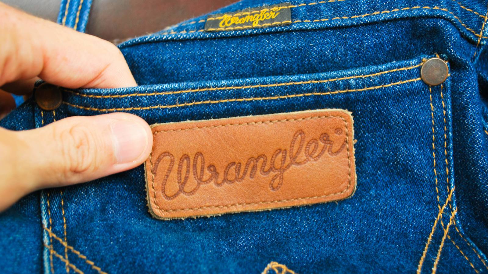 West Op maat Wereldrecord Guinness Book Wrangler Jeans Are Headed to China | BoF