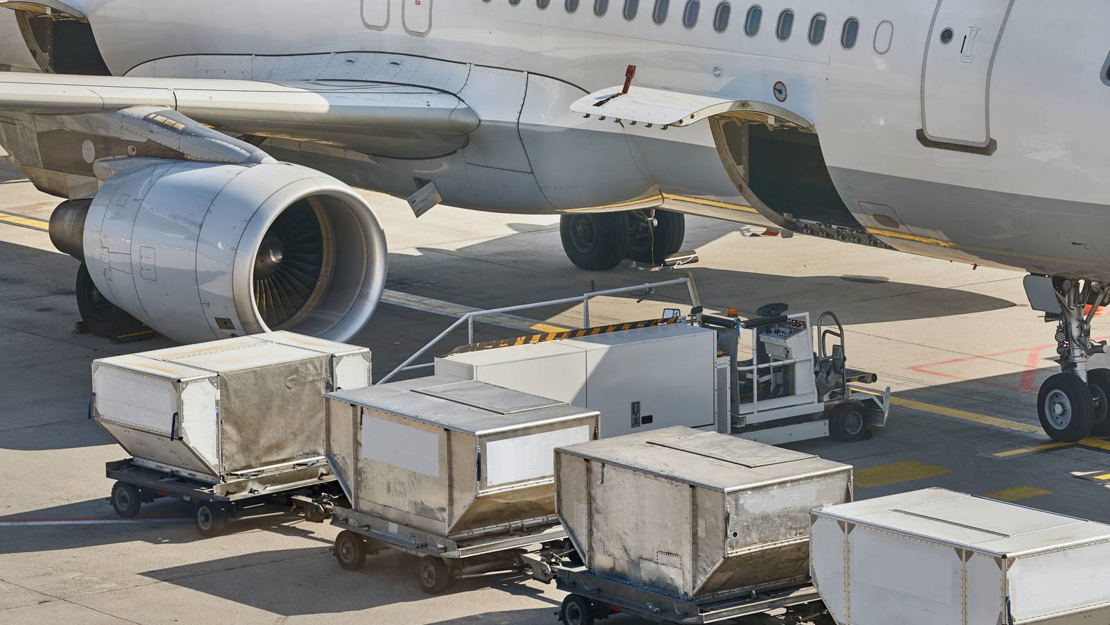 air cargo, air plane, supply chain