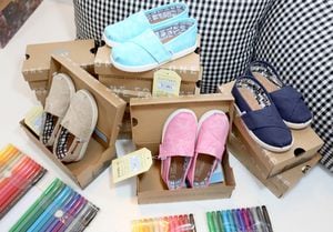 Lessons From the Rise and Fall of Toms Shoes
