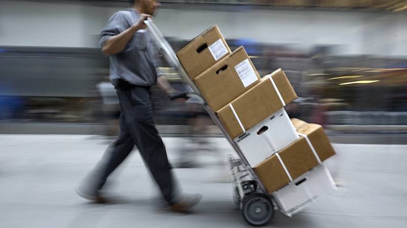 Online Shopping Boom Keeps Hopes High for Air Freight Profits