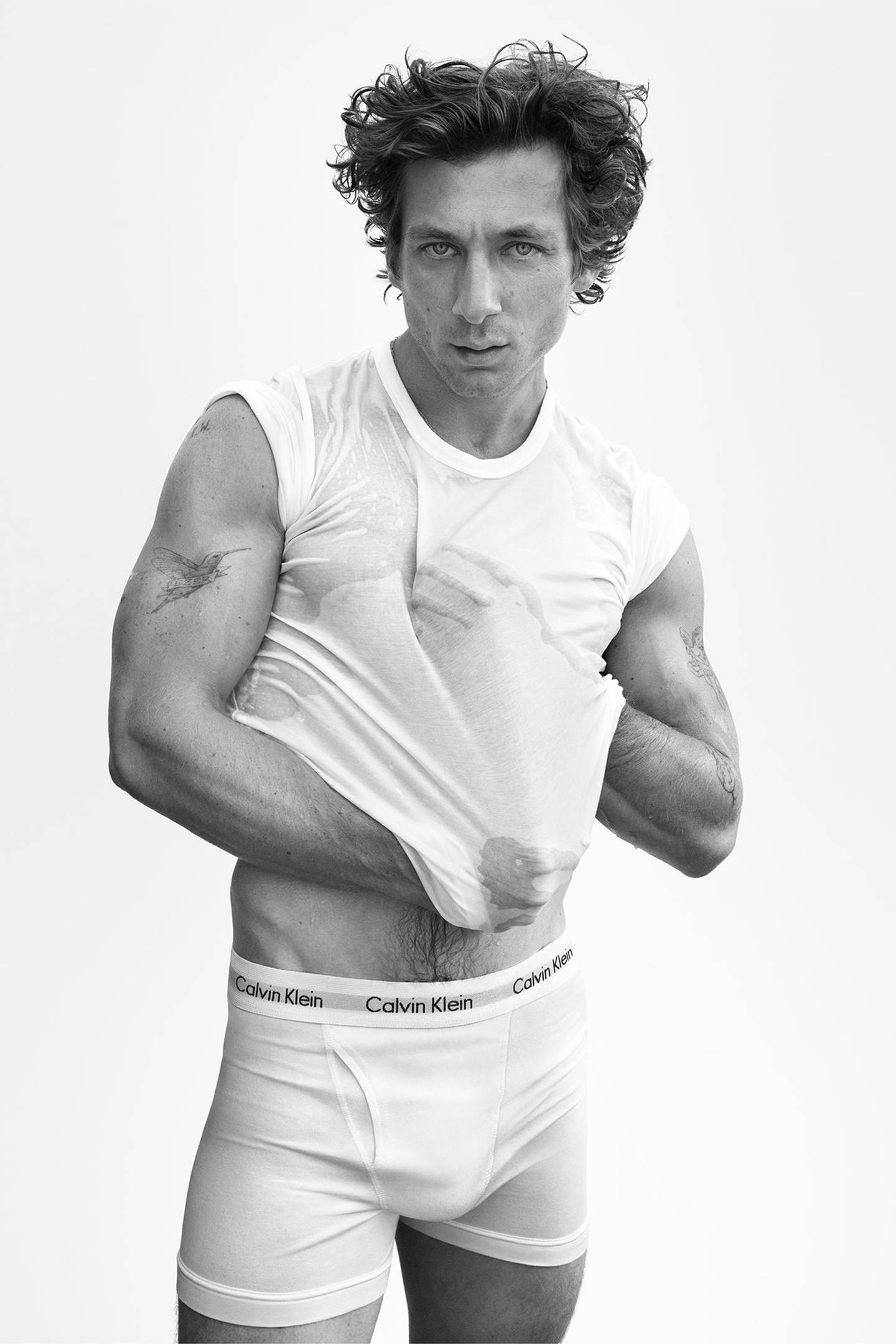 Calvin Klein tapped Jeremy Allen White for its latest underwear campaign.