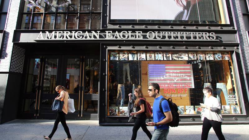 American Eagle Sales Beat Analyst Estimates