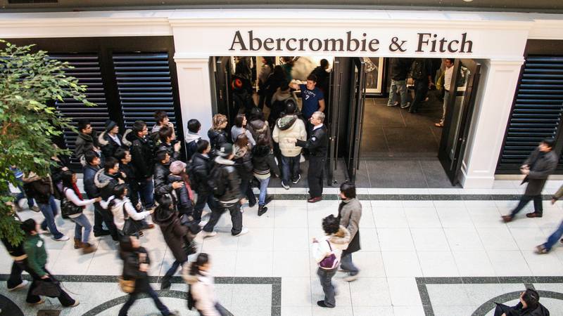 Abercrombie Soars on Upbeat Forecast as Sales Top Estimates