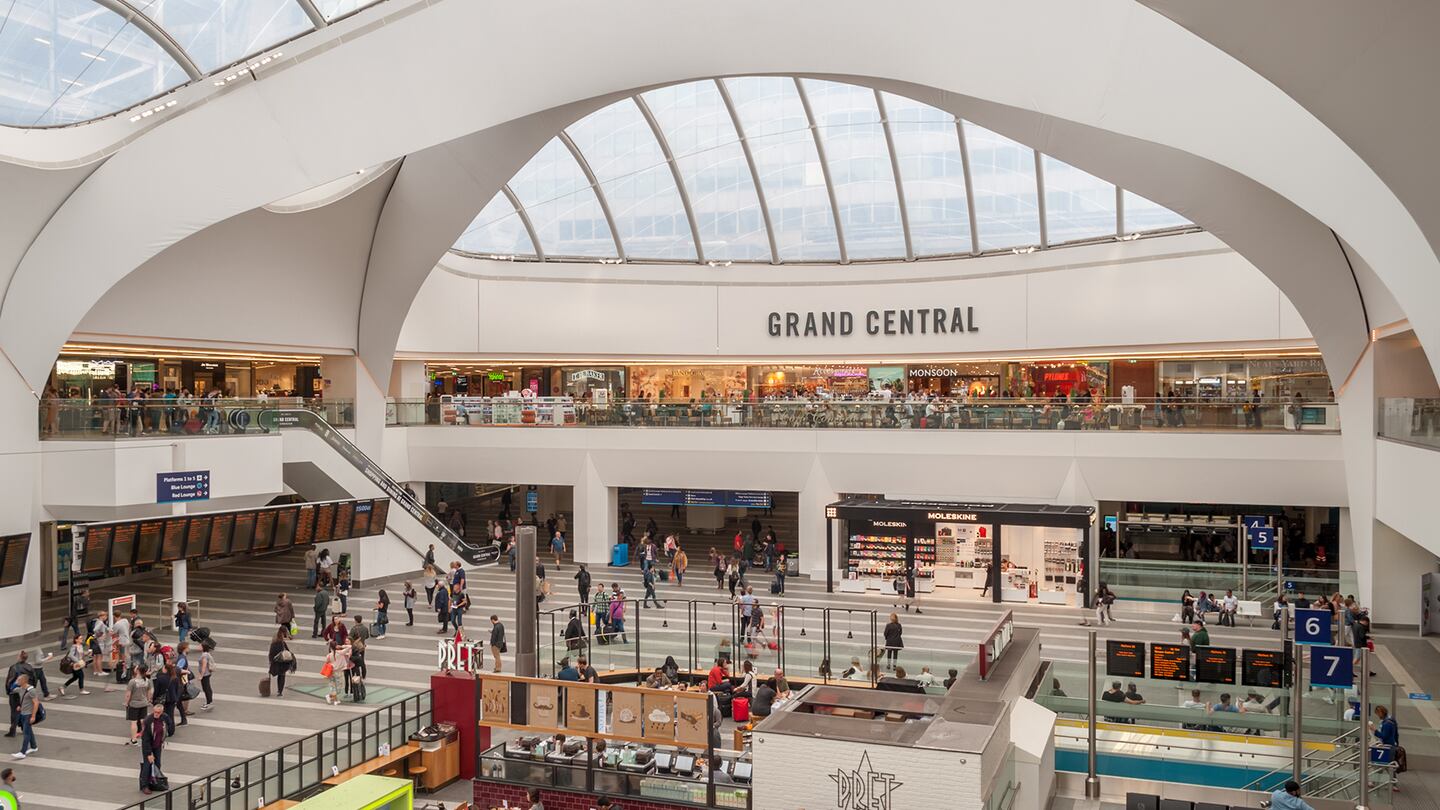 Grand Central shopping mall, Birmingham. Shutterstock.
