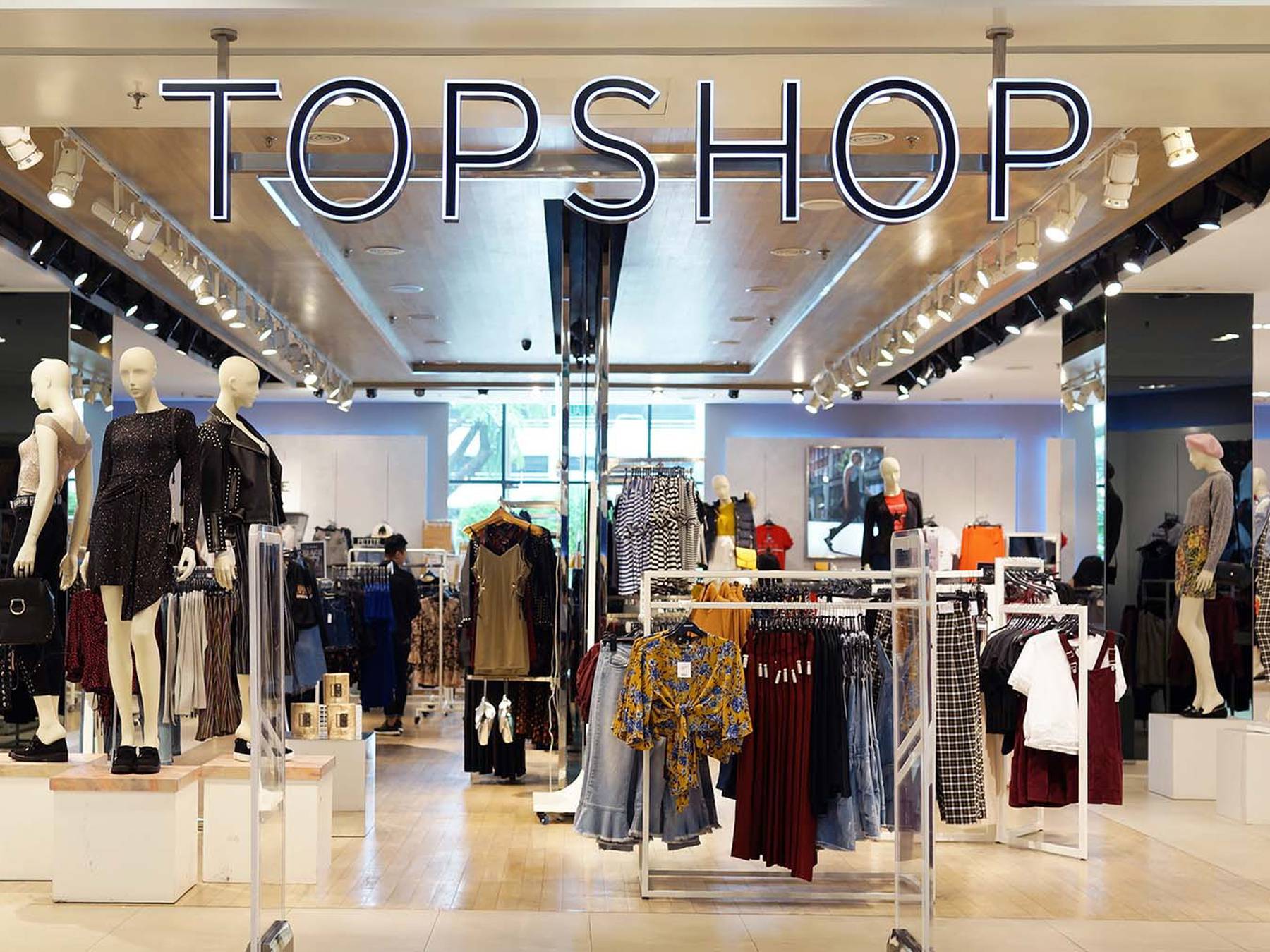 Сайт магазина топ шоп. Магазин Topshop. Топ шоп магазин одежды. ТОПШОП одежда. Topshop Стамбул.
