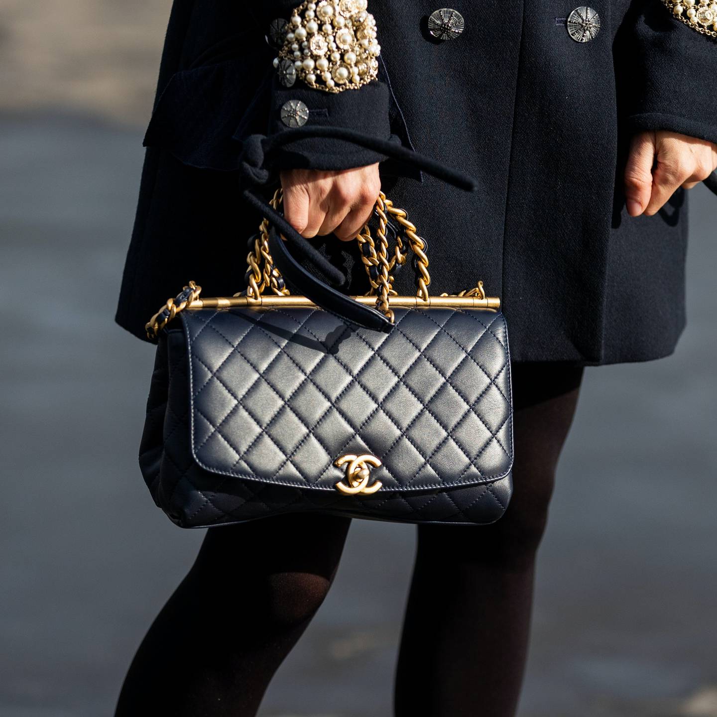 Fængsling Krønike Stjerne Chanel Hikes Handbag Prices in Run-up to Christmas | BoF