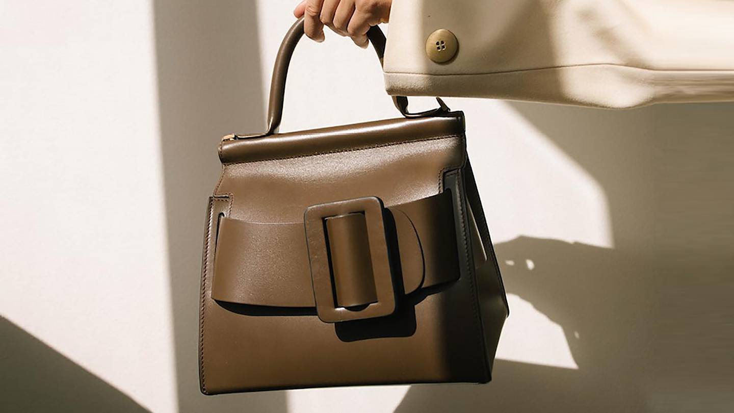 The Secret Behind the ‘Anti-It Bag’ Everyone is Carrying | BoF