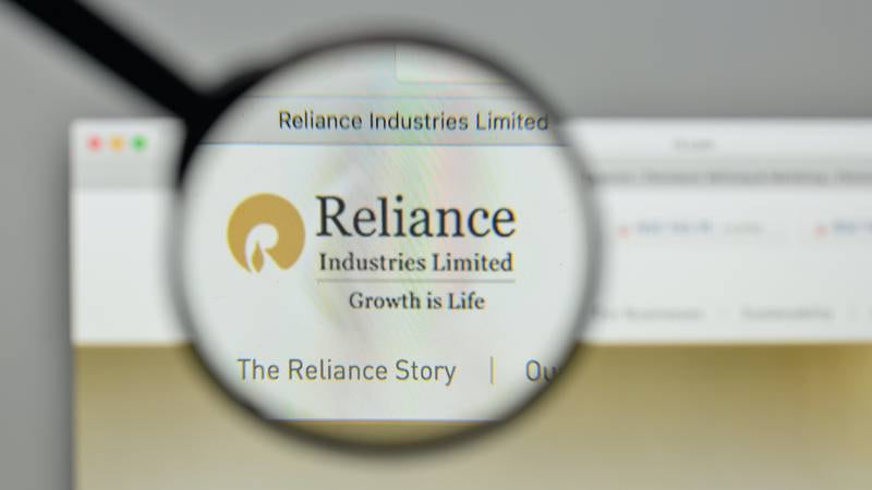 Ambani’s Reliance to Buy Google-Backed Indian E-Commerce Startup