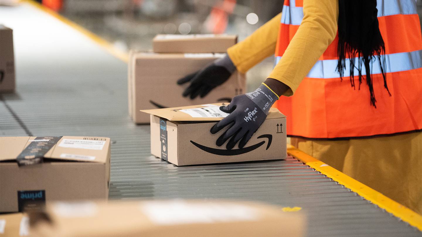 Amazon, Shopify strike deal to open Amazon logistics to sellers.