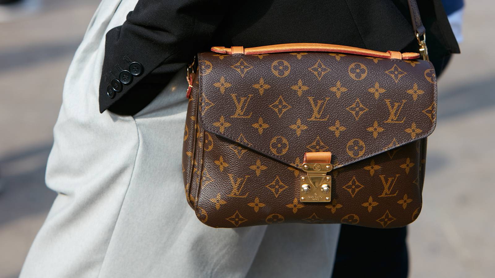 Watch LVMH's Sales Growth Slows as Global Luxury Demand Cools - Bloomberg
