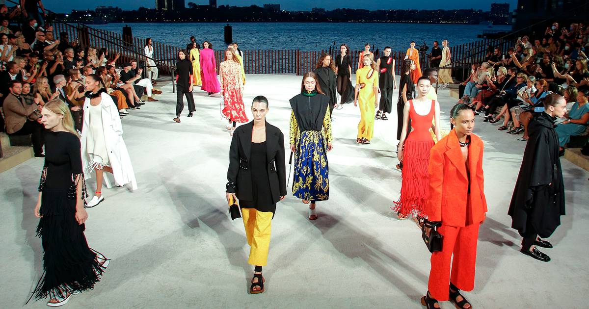 Brands Must Decide Whether to Treat Fashion Week Like the Super Bowl, or a Trade Show