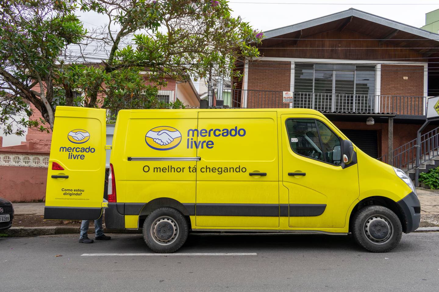 A Mercado Libre van makes deliveries. Shutterstock