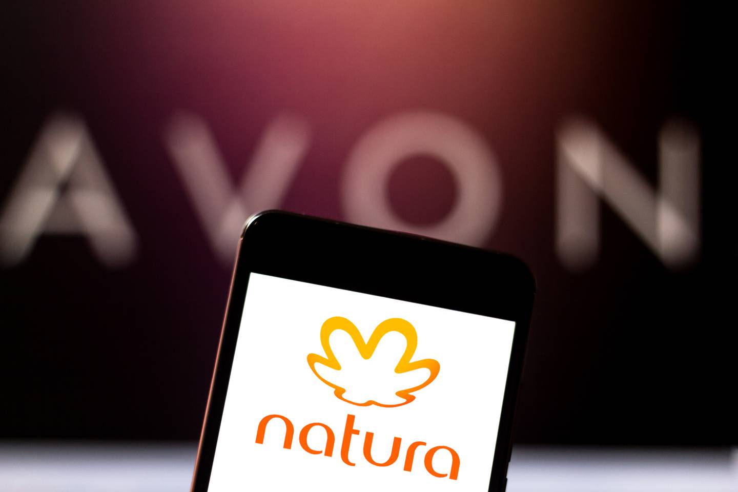 Avon brings Natura back to profit. Shutterstock.