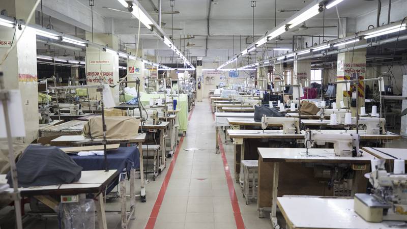 In Fashion’s Global Supply Chain, a Ruthless Race to the Bottom 