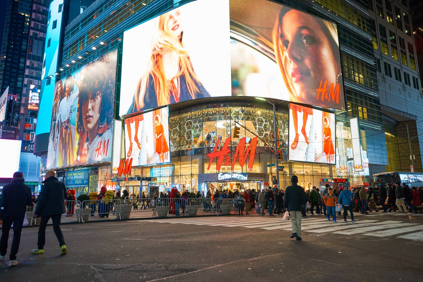 H&M's first sustainability-linked bond was significantly oversubscribed. Shutterstock.