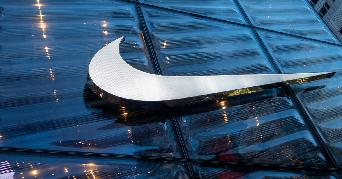 Nike Says Lululemon’s Mirror Infringes Digital Patents
