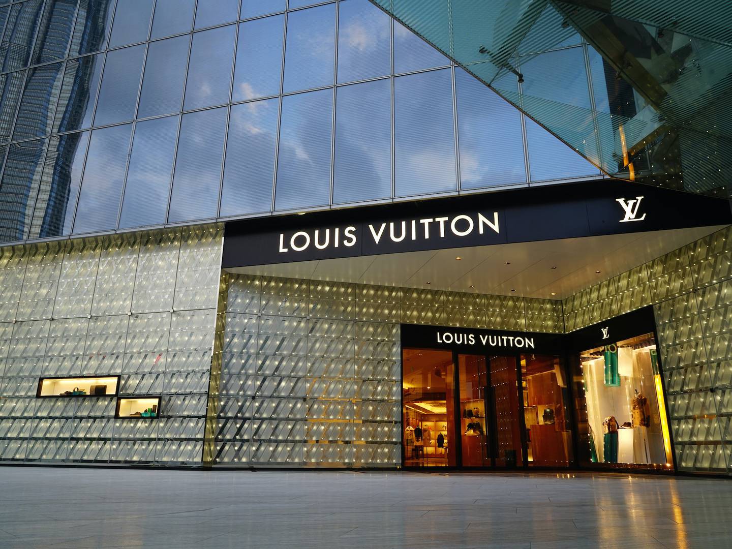 Louis Vuitton Head Office Contact