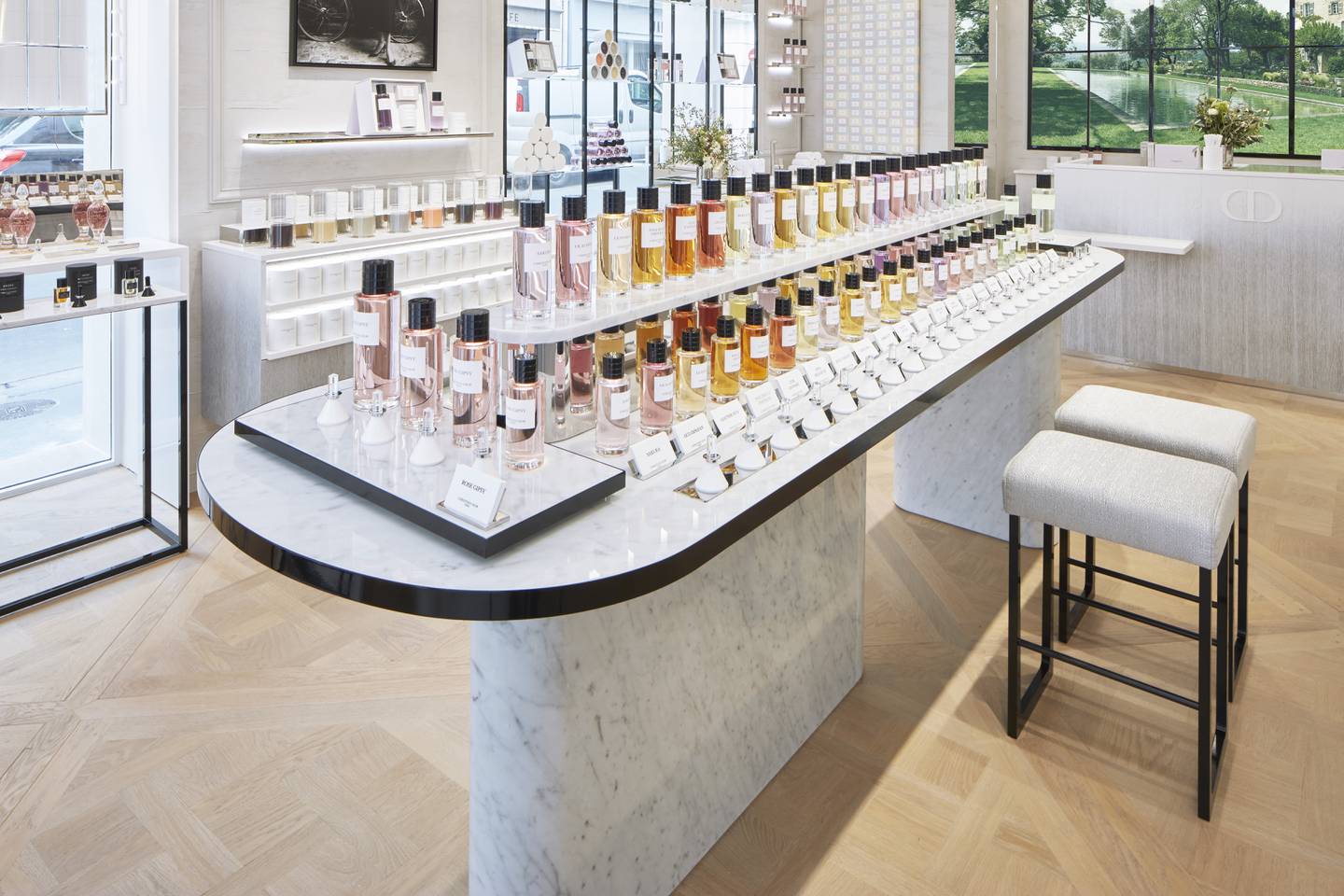 Inside Dior's "Privée" fragrance flagship in Paris. Parfums Christian Dior.