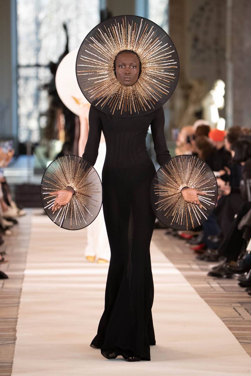 Schiaparelli Spring/Summer 2022 Haute Couture look 30.