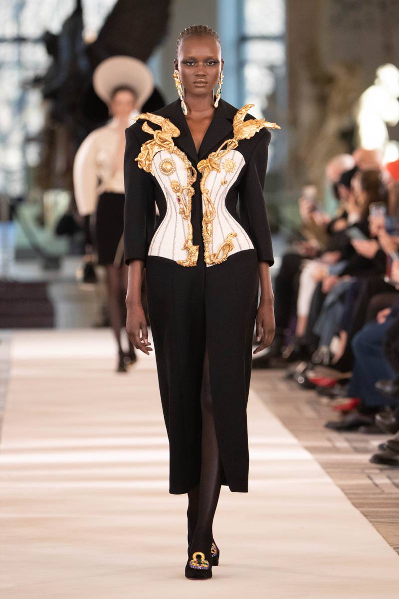 Schiaparelli Spring/Summer 2022 Haute Couture look 13.