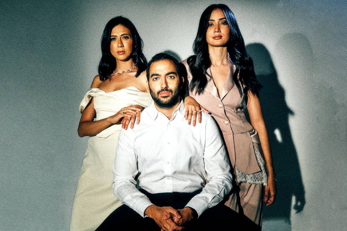 Sisters Mounaz and Aya Abdel Raouf founded the brand in 2014 and brother Mohamed Abdel Raouf is Okhtein's CEO. Okhtein