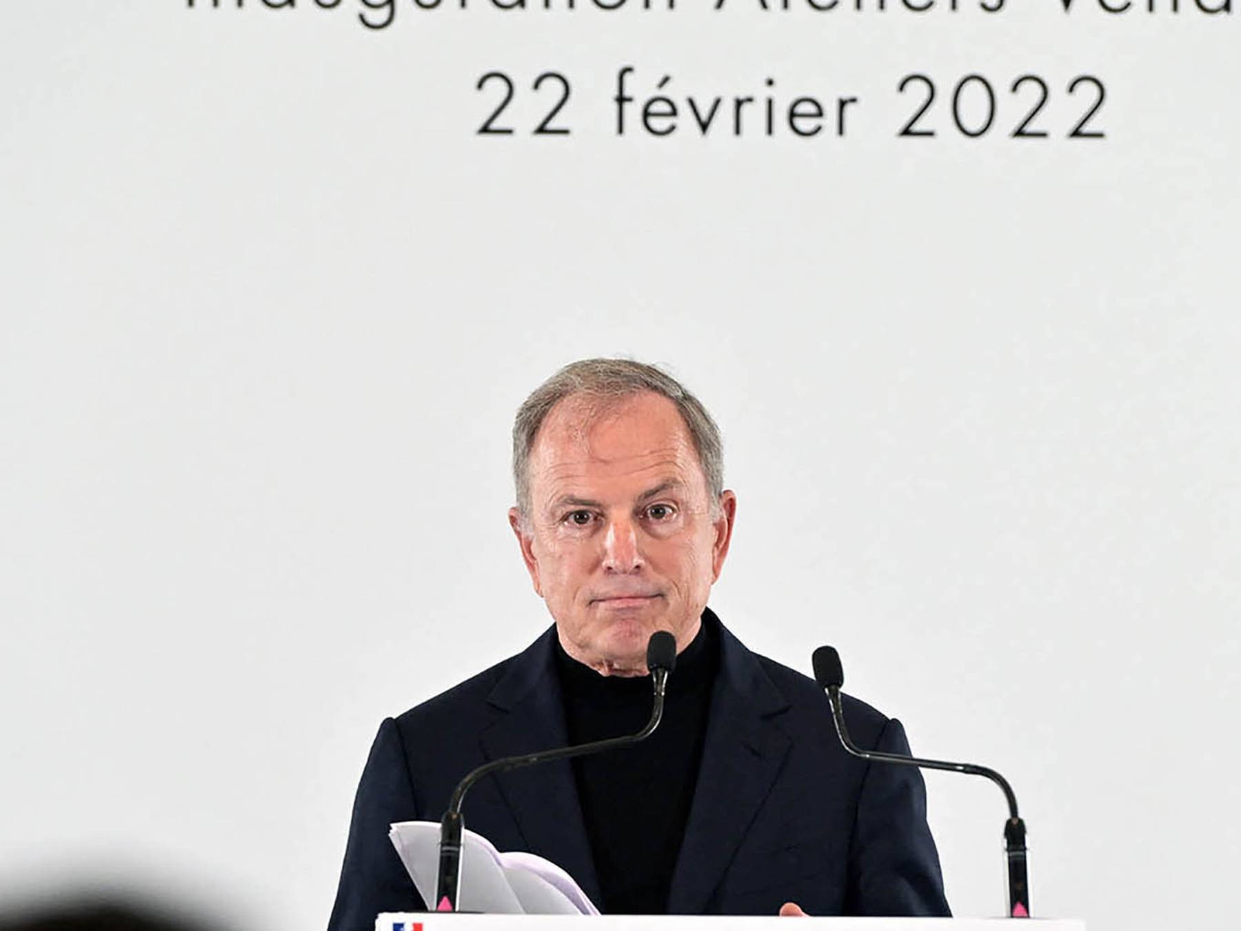 Former Louis Vuitton CEO emerges as a front runner to head LVMH: a new  report states that Michael Burke is set to lead Bernard Arnault's fashion  giant behind Dior, Celine, Kenzo and