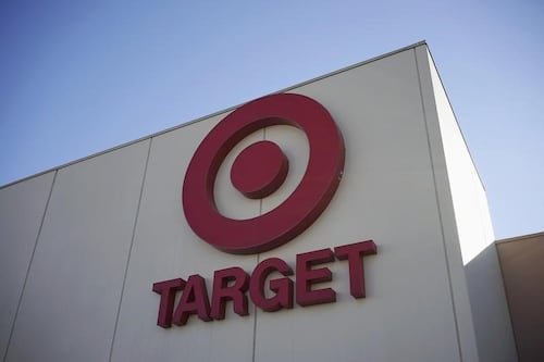Target Raises 2015 Earnings Forecast after Profit Jumps