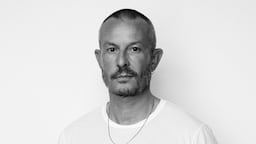 Jonathan Saunders