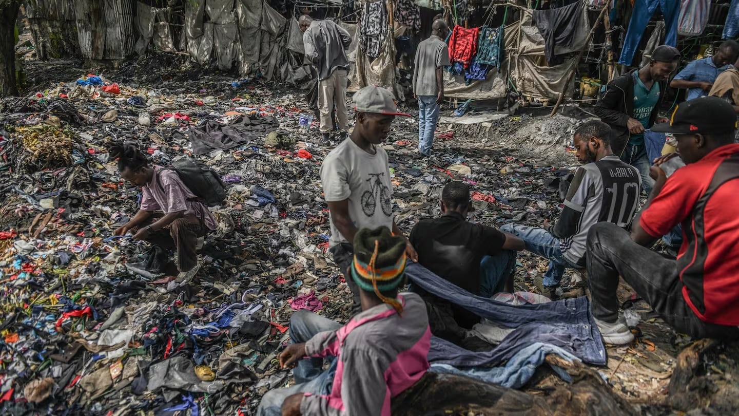 waste in second hand market