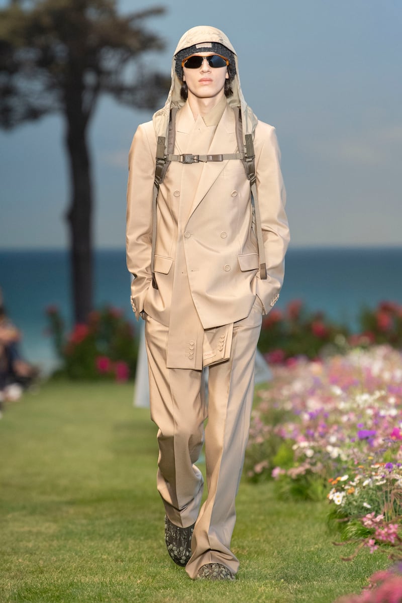Dior Menswear Spring/Summer 2023 Look 1.