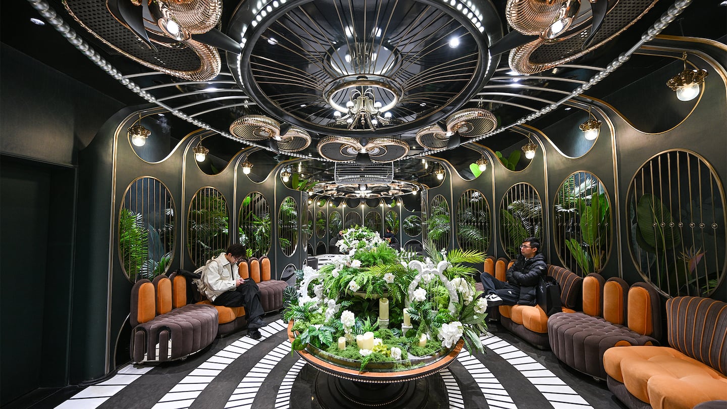 The 500 square metre restrooms at Deji Plaza luxury mall in Nanjing, China have gone viral for their lavish themes.