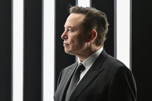 What Elon Musk’s Twitter Bid Signals for Fashion’s Future on Social Media