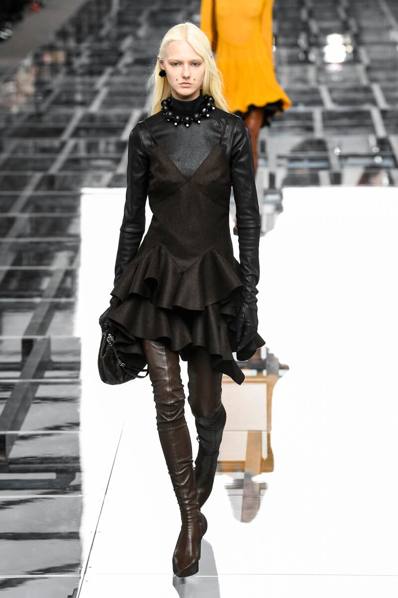 Givenchy Autumn/Winter 2022 look 29.